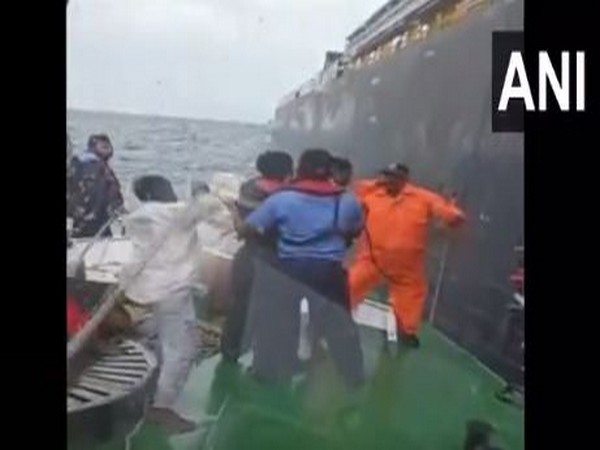 Kerala: Coast Guard rescues 5 fishermen in coordinated op with Merchant vessel