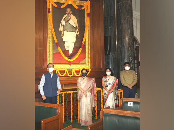 Floral tributes paid to Sardar Vallabhbhai Patel in Parliament on his 145th birth anniversary