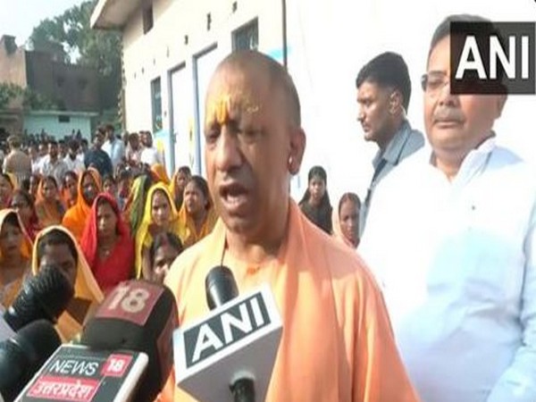 Yogi Adityanath Condemns Divisive Forces, Inaugurates Development Projects