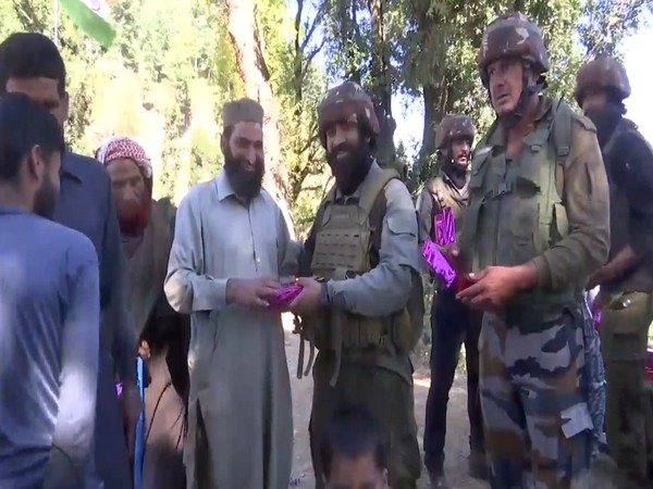 Indian Army and Locals Celebrate Diwali in Rajouri