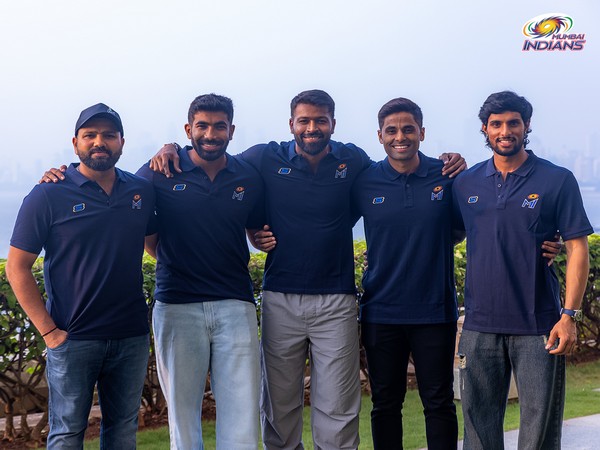 Mumbai Indians Retain Core Team for IPL 2025, Hardik Pandya to Lead