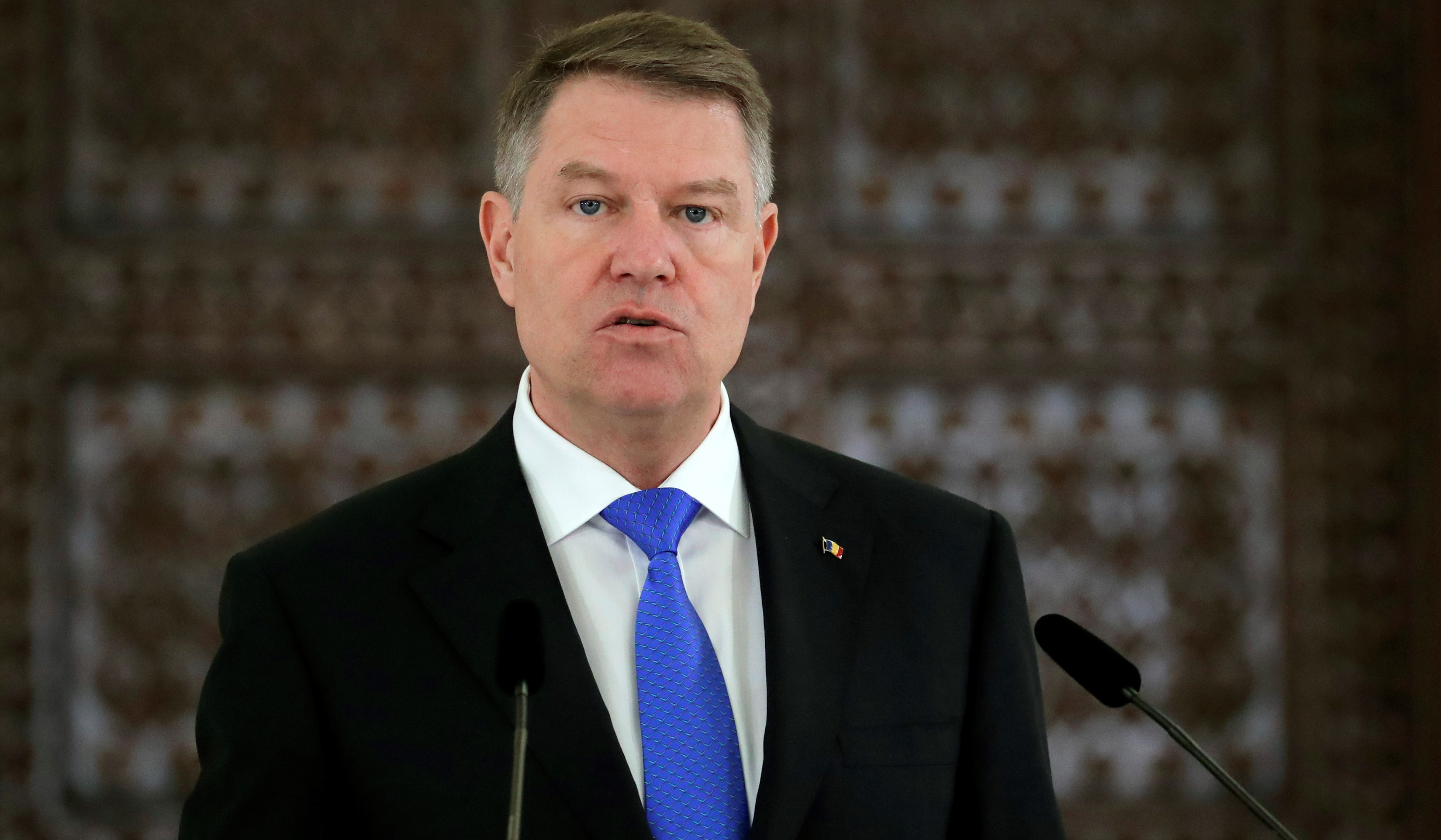 UPDATE 1-Romanian president appoints Liberal Party leader as PM-designate