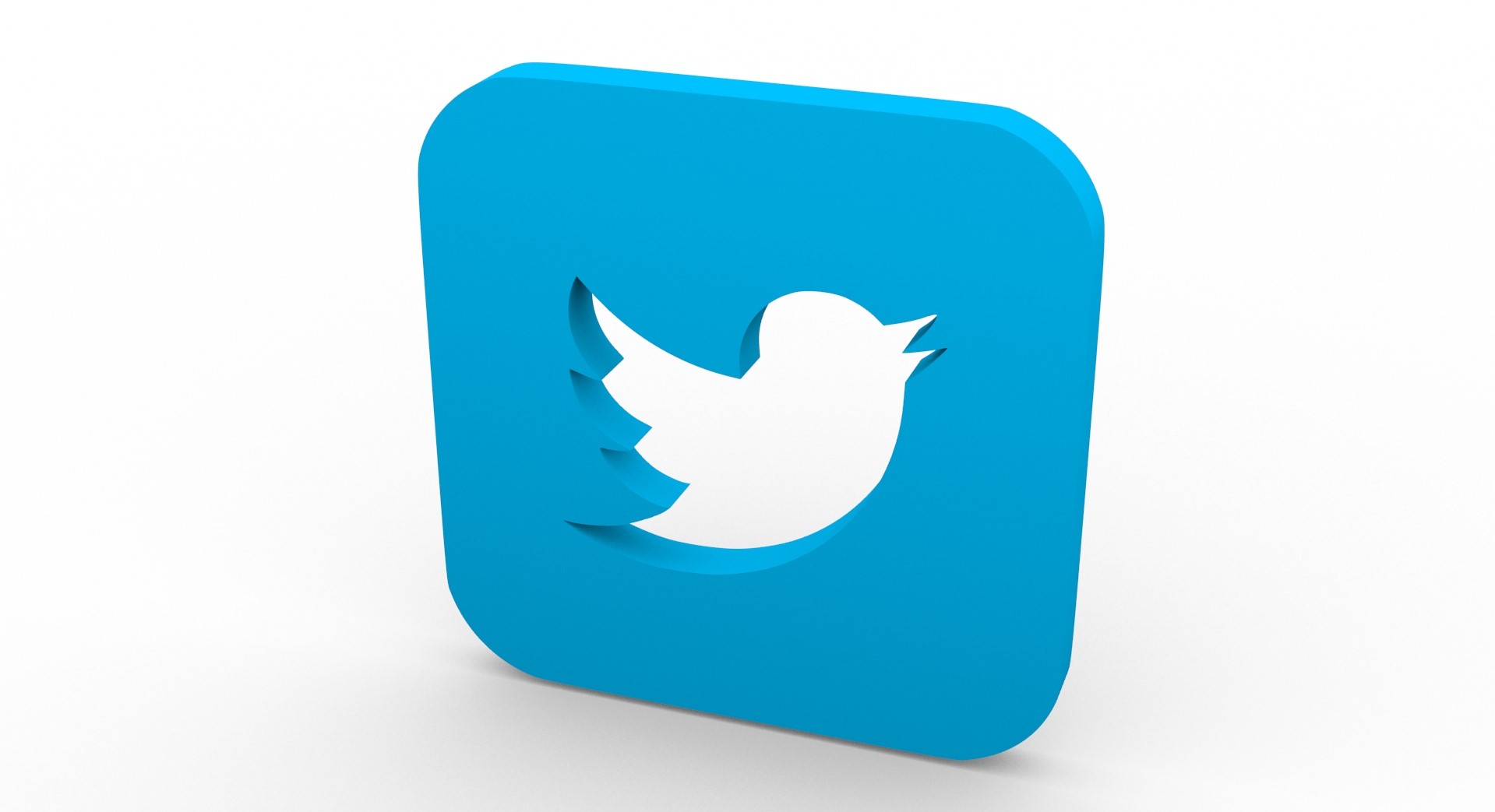 Twitter's Q4 revenues beat market estimates, hit USD 909 million, 