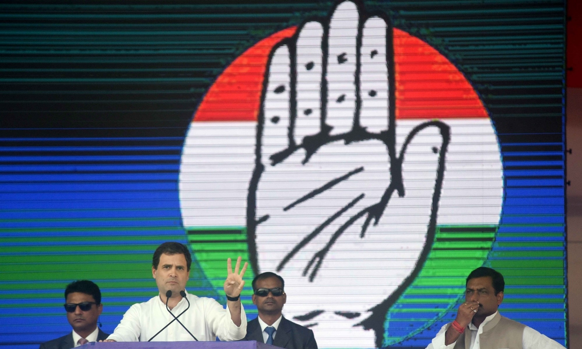 Rahul Gandhi promises to facilitate education loans if voted to power