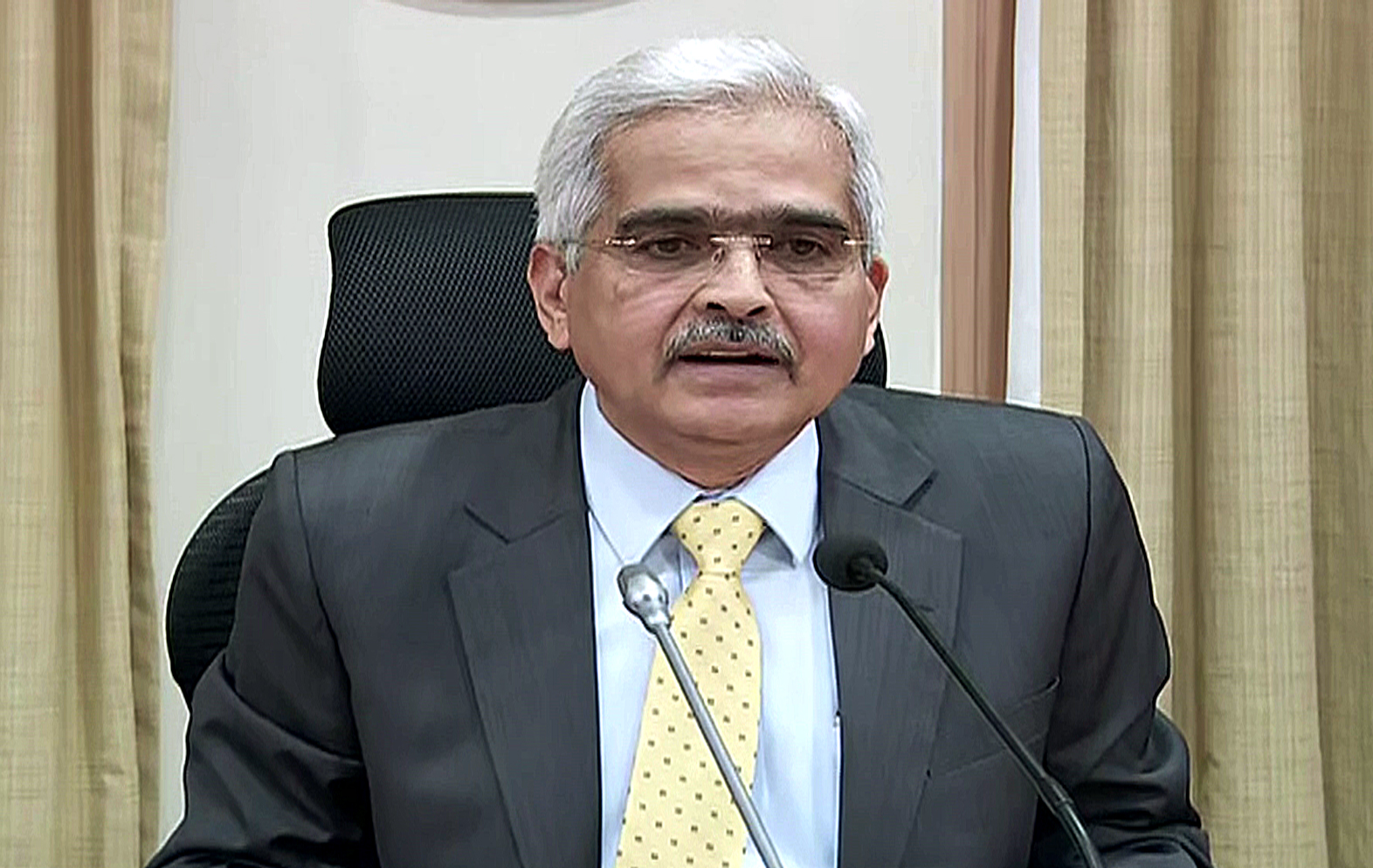 Corporates need to invest more in healthcare sector, says Shaktikanta Das.