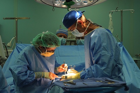Chinese surgeons conduct remote surgery using 5G technology