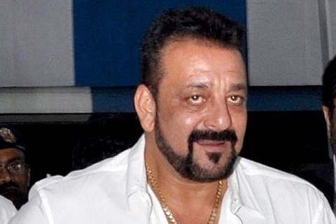 Sanjay Dutt pays tributes to father Sunil Dutt on death anniversary
