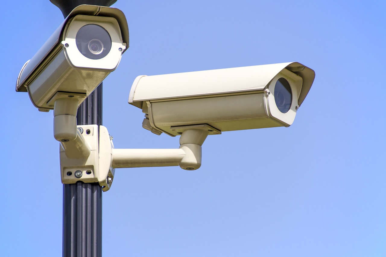J-K Police installs CCTV cameras in border town of Rajouri