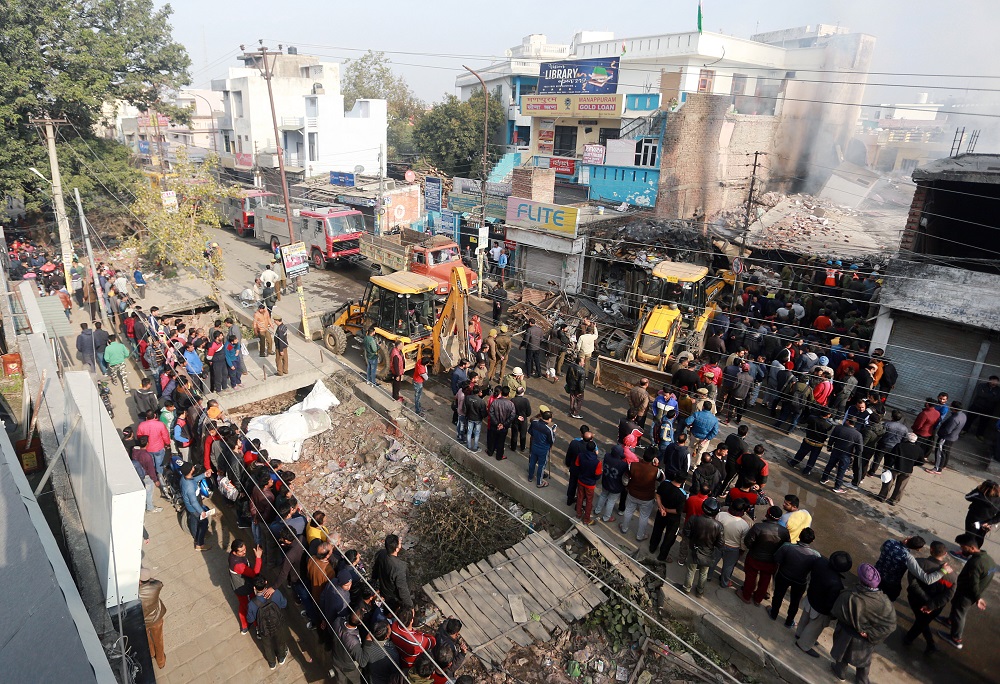 Mayor orders inquiry after old Delhi under-construction building ...