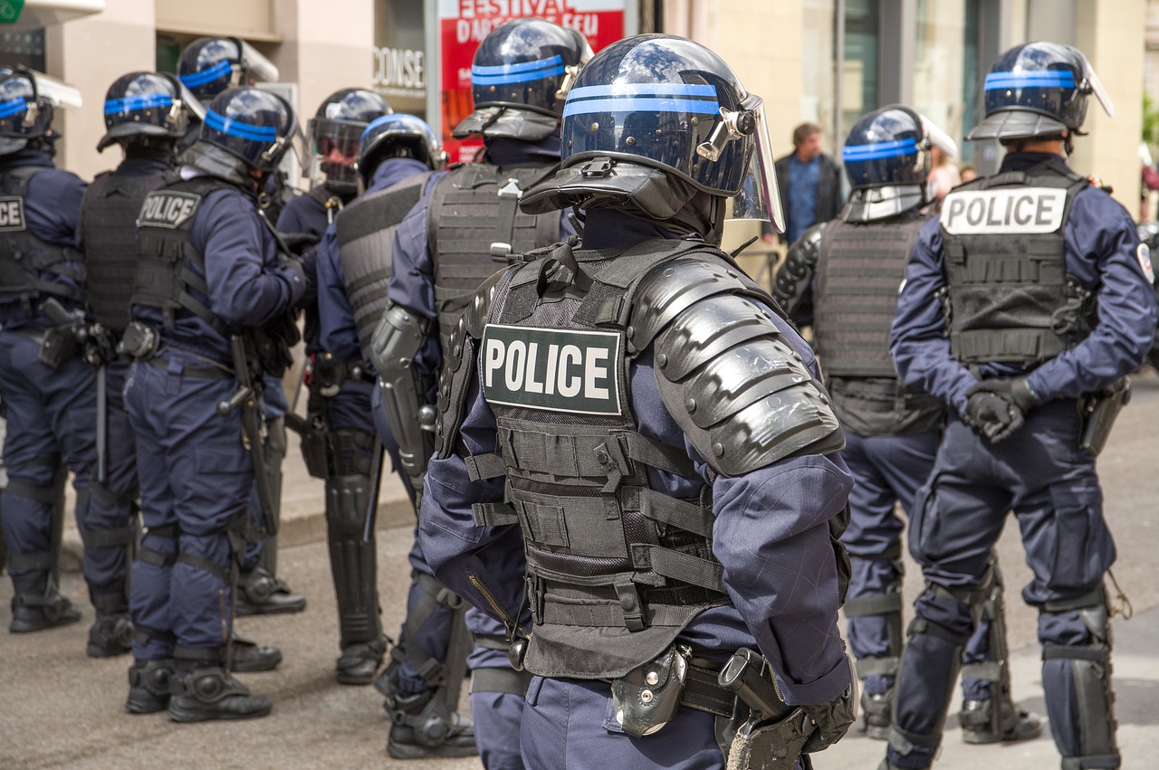 Police teargas Paris protestors after Macron re-elected