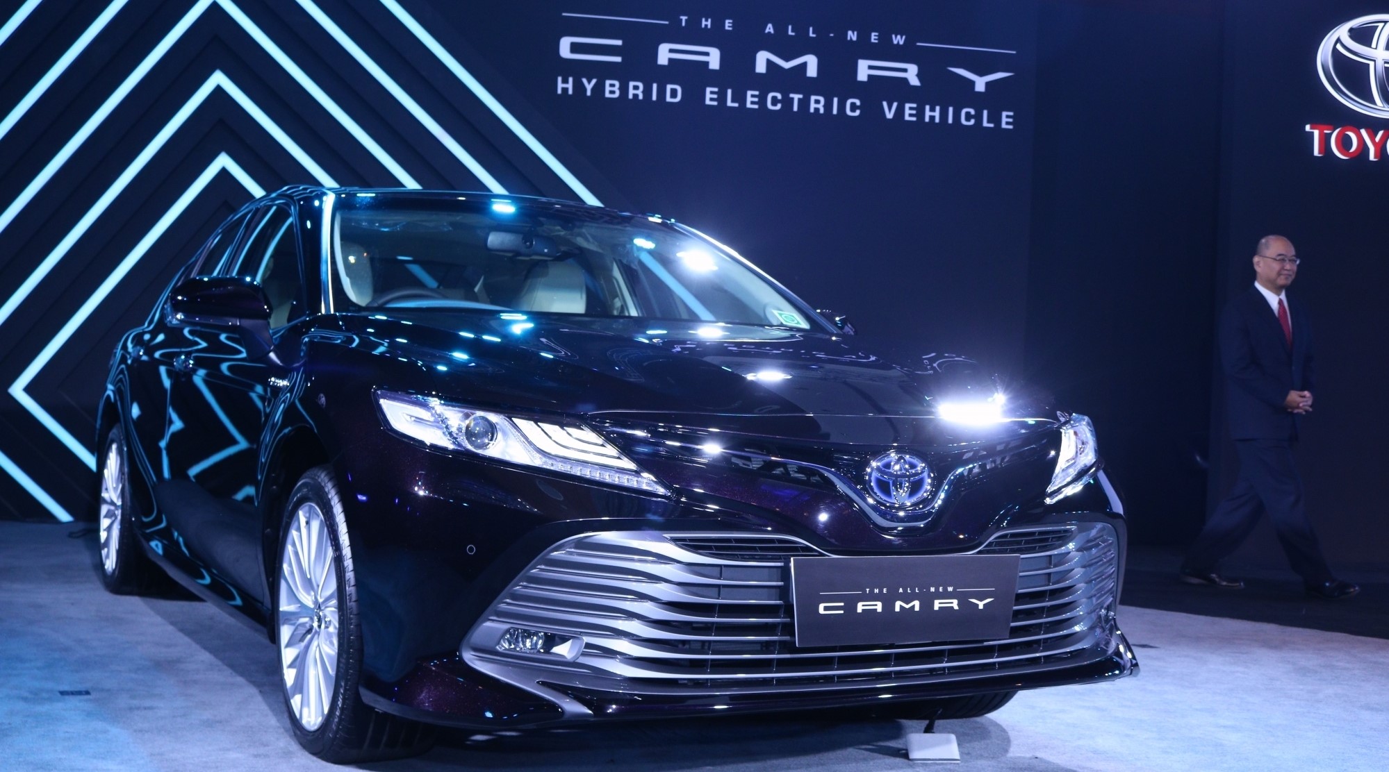 Central Govt notifies second phase of FAME-II scheme aimed to encourage hybrid vehicles