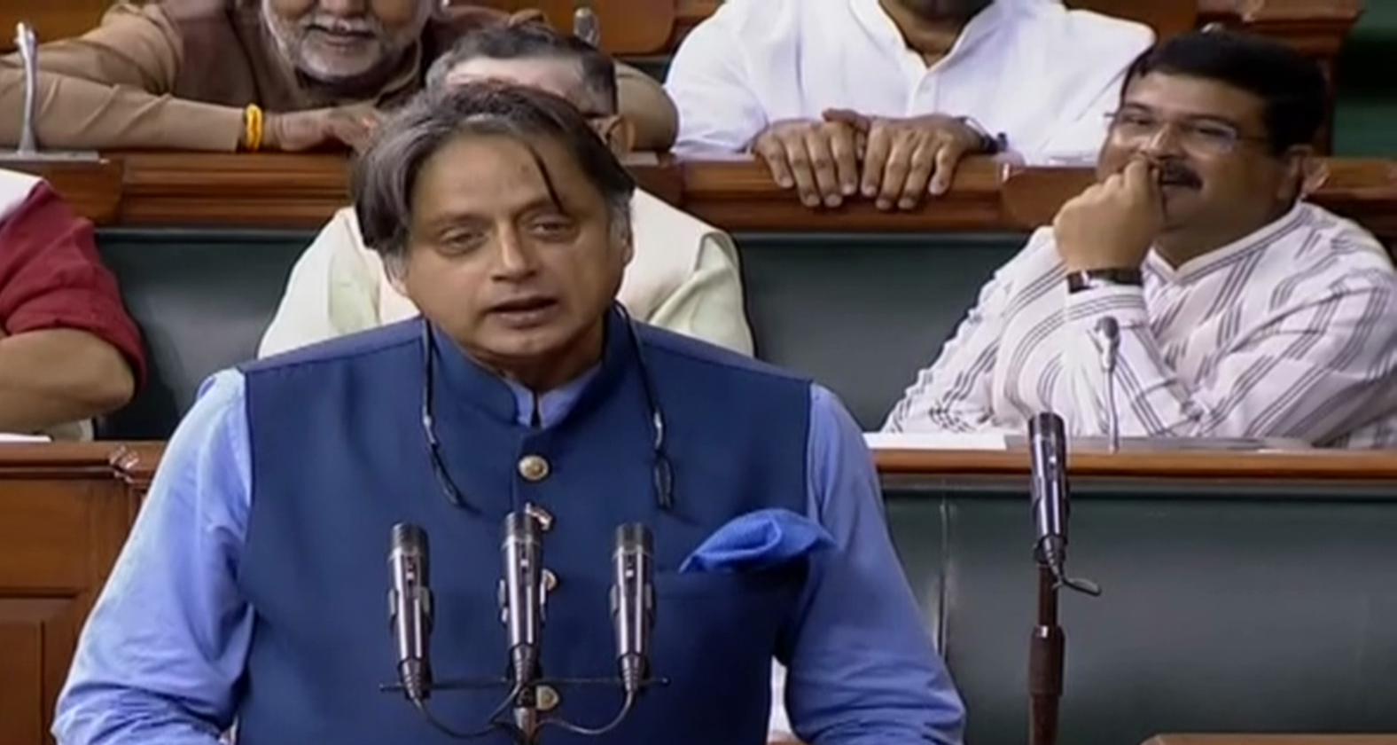 Tharoor submits notice in LS to oppose introduction of CAB