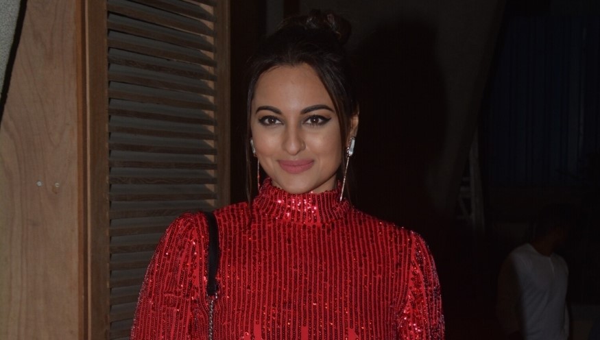Salman isn't affected by his stardom: Sonakshi
