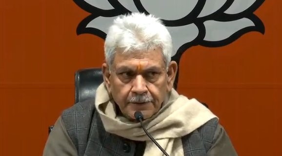 Manoj Sinha thanks Union Cabinet for approving MIS for apple procurement in J-K
