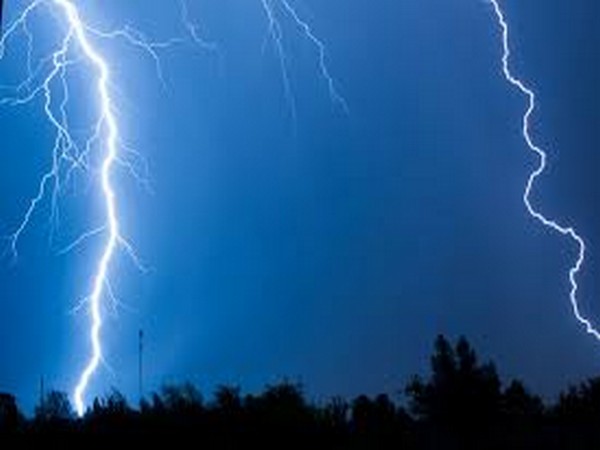 Why does lightning zigzag? At last, we have an answer to the mystery