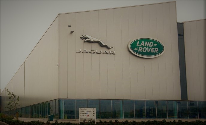 UPDATE 1-Jaguar Land Rover to run out of Chinese parts for UK production after 2 weeks
