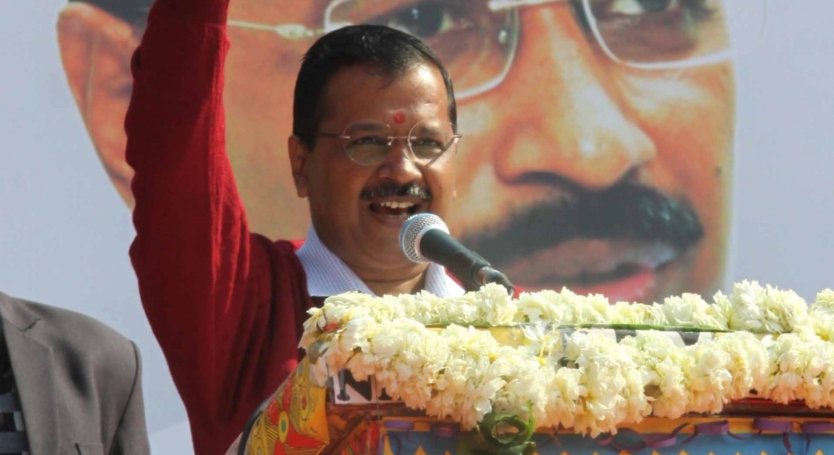 Kejriwal writes to Gadkari for toll tax exemption for journalists across nation