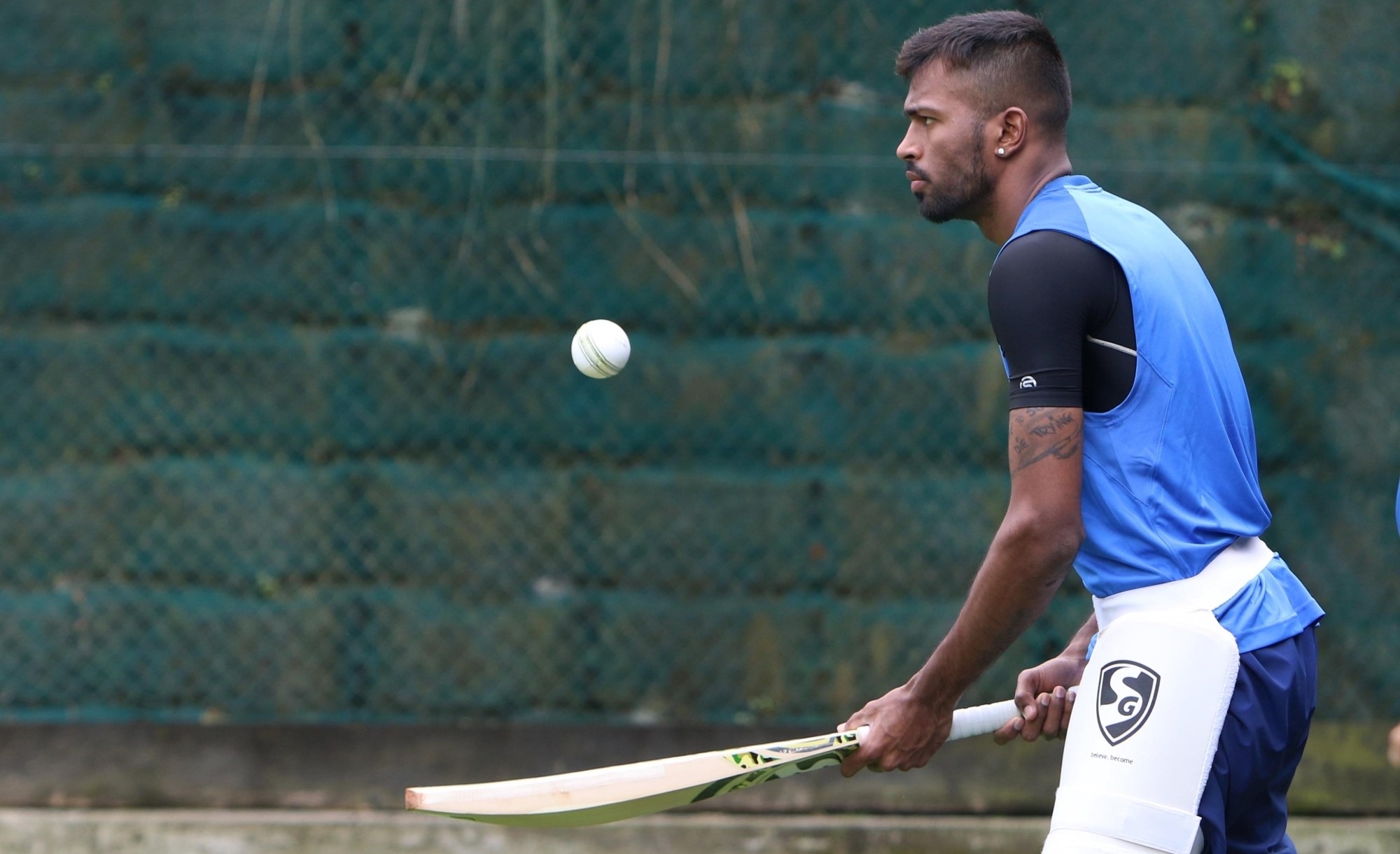 Pandya trains with Indian team, bowls at nets