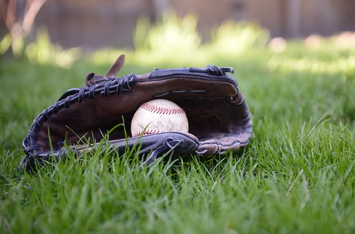 Baseball-MLB to hold regular-season games in London in long-term partnership